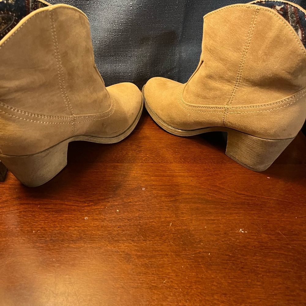 Women’s size 7 Rocketdog boots - Picture 6 of 11
